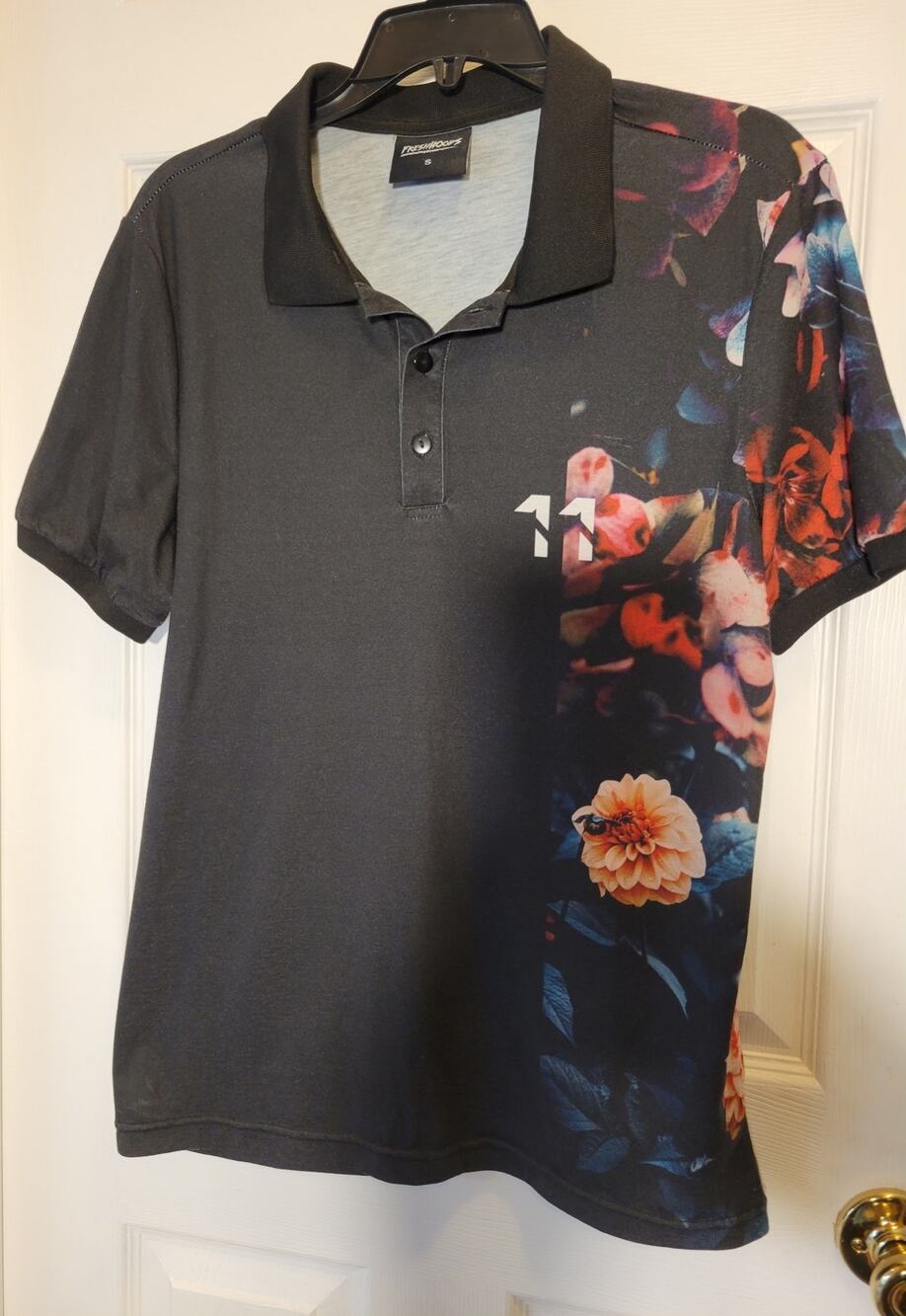 Fresh Hoods Vintage Flowers 11 Black Polo Sz. S